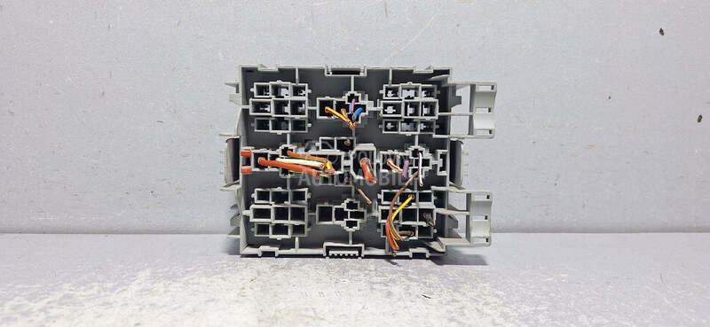 ELEKTRONIKA KUTIJA OSIGURACA