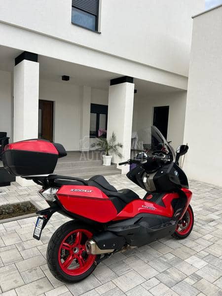 BMW C650GT