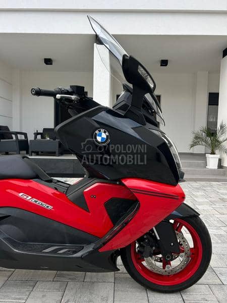 BMW C650GT