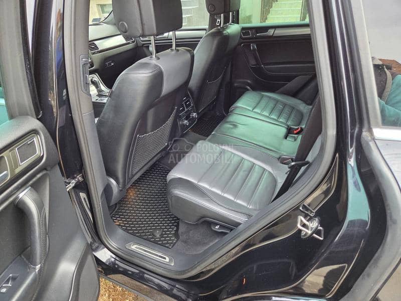 Volkswagen Touareg 3.0 TDI R LINE