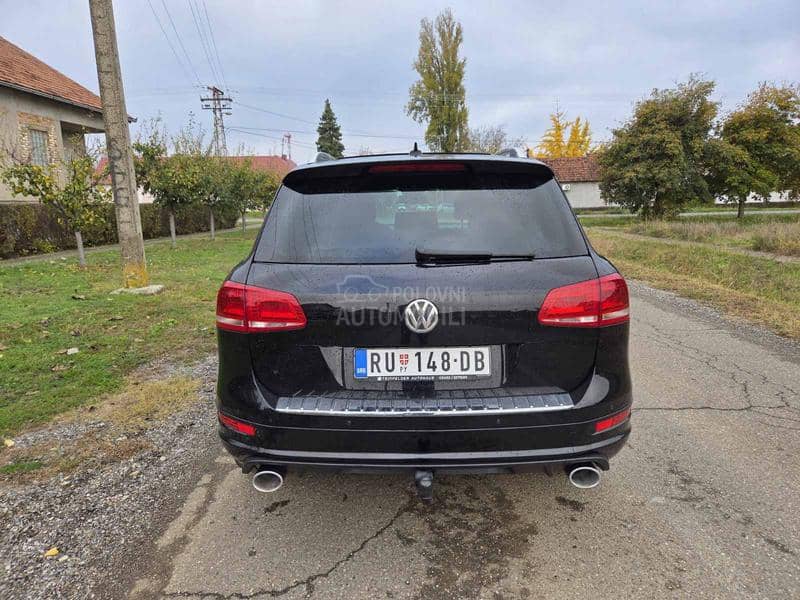 Volkswagen Touareg 3.0 TDI R LINE