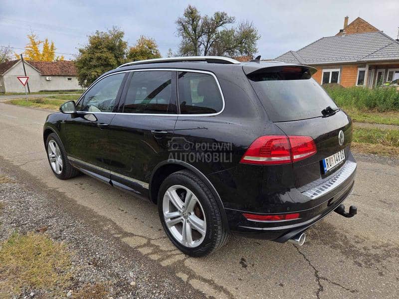 Volkswagen Touareg 3.0 TDI R LINE