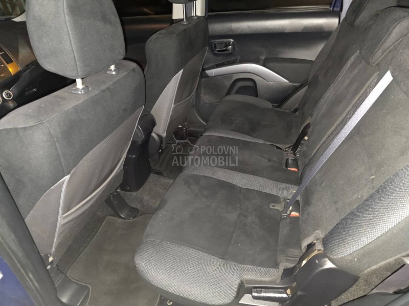 Mitsubishi Outlander 2.4b TNG 4X4