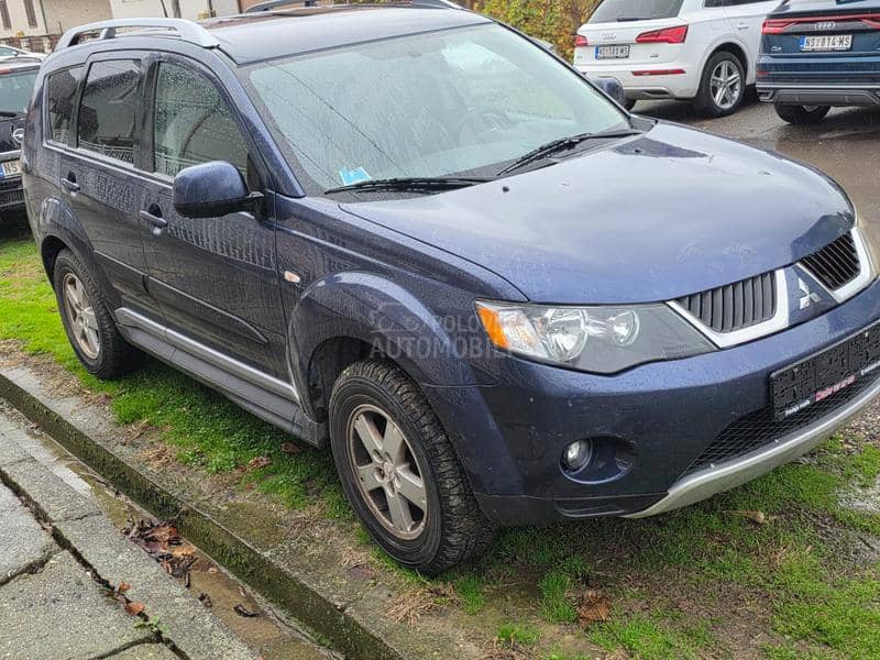 Mitsubishi Outlander 2.4b TNG 4X4