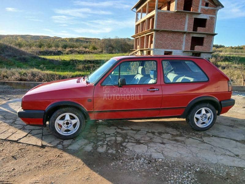 Volkswagen Golf 2 1.8 GTI