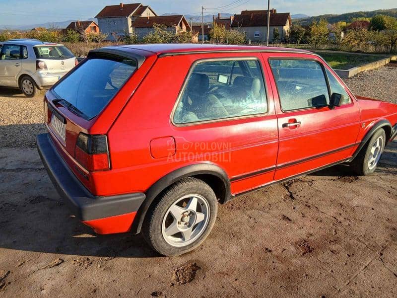 Volkswagen Golf 2 1.8 GTI