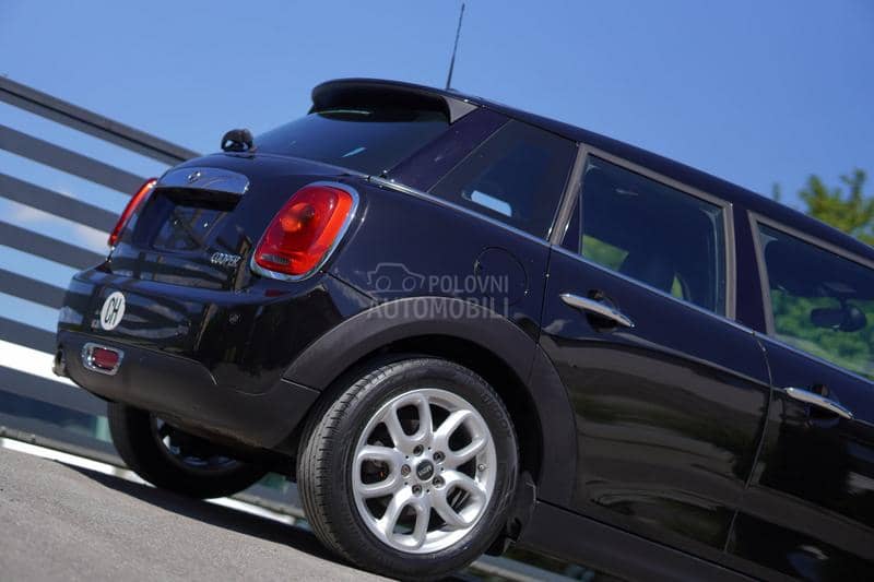 MINI Cooper 1.5 5 door