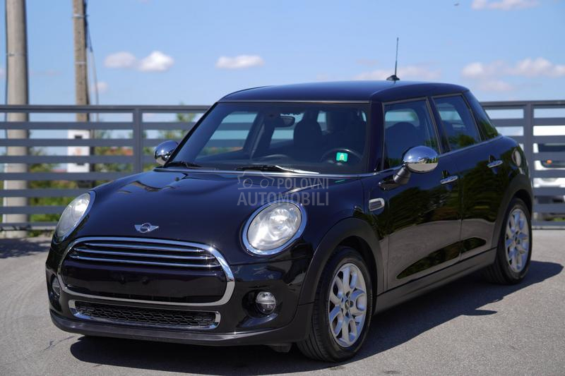 MINI Cooper 1.5 5 door