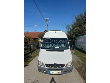 Mercedes Benz Sprinter 