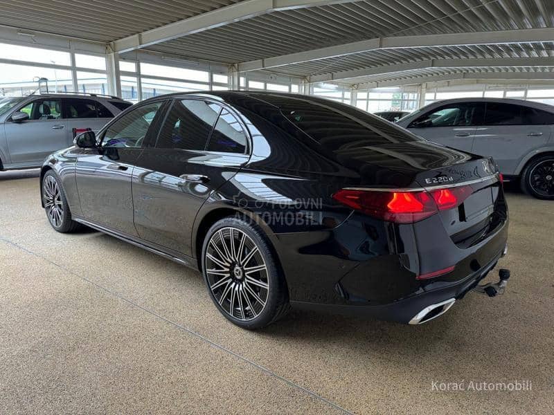 Mercedes Benz E 220 d 4M 2xAMG PANO