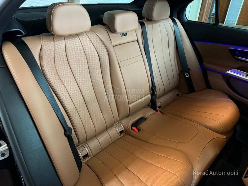 Mercedes Benz E 220 d 4M 2xAMG PANO