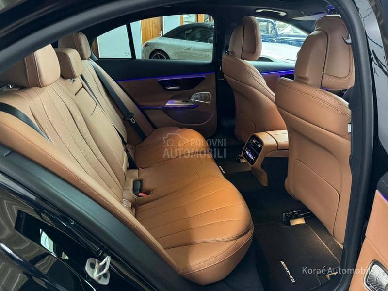 Mercedes Benz E 220 d 4M 2xAMG PANO