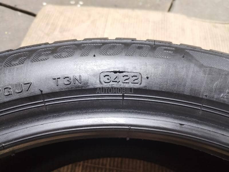 Bridgestone 225/45 R18 Zimska