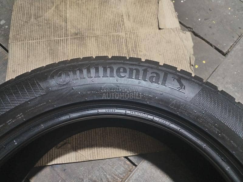 Continental 235/55 R19 Zimska