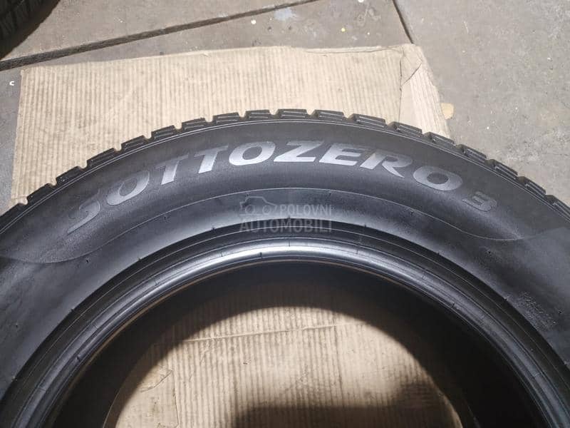 Pirelli 215/65 R16 Zimska