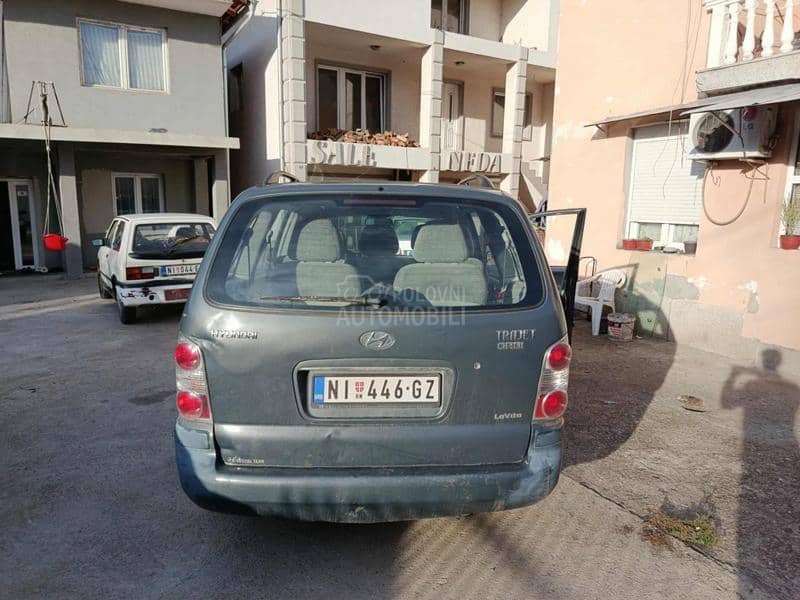 Hyundai Trajet 