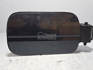 POKLOPAC REZERVOARA za Audi A4