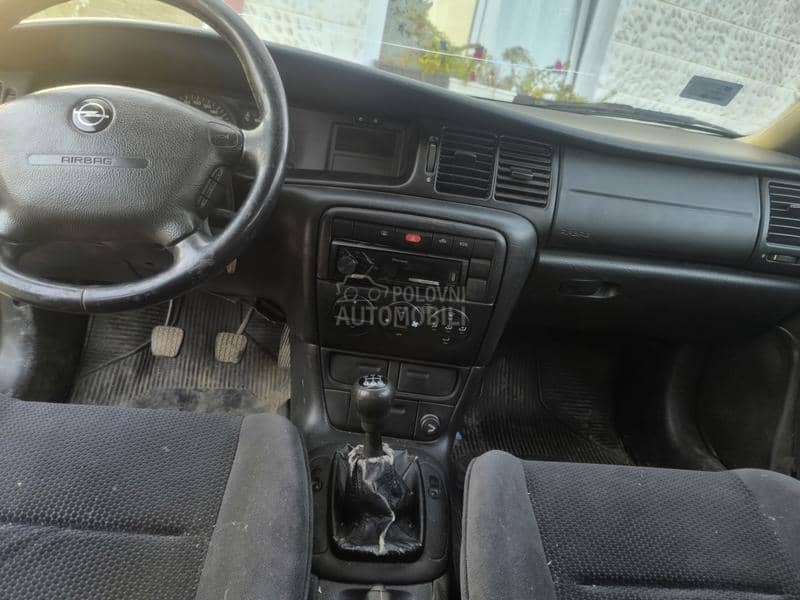 Opel Vectra B 