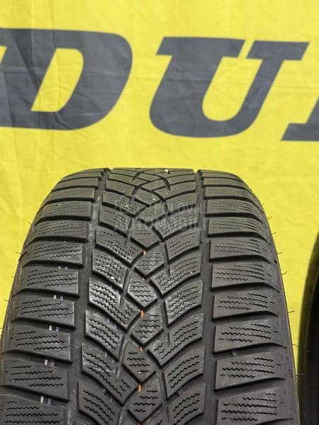 Goodyear 225/50 R17 Zimska
