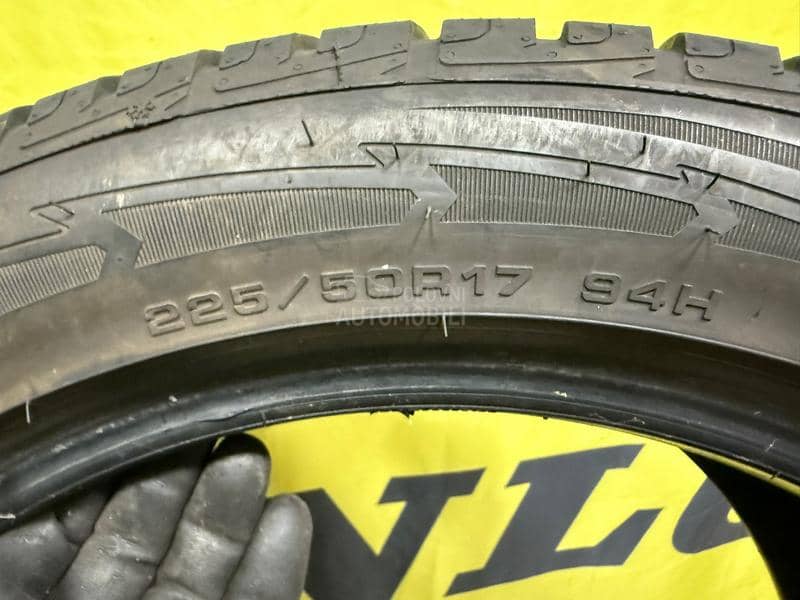 Goodyear 225/50 R17 Zimska