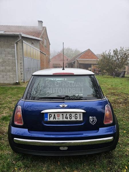 MINI One 