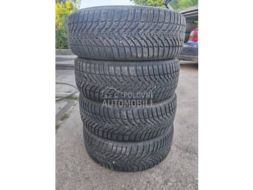 Kumho 215/60 R16 Zimska