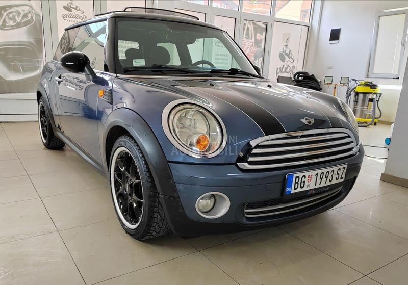 MINI Cooper 