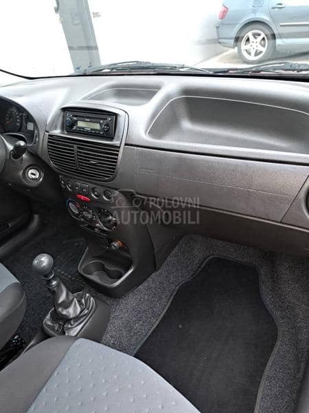 Fiat Punto 1.2 8v