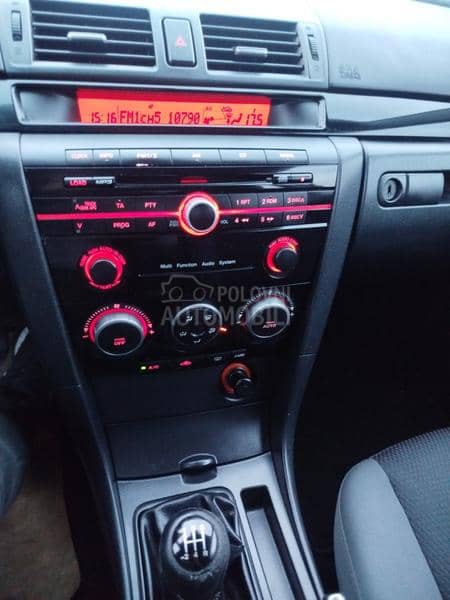 Mazda 3 1.6i  u.v.o.z  C H