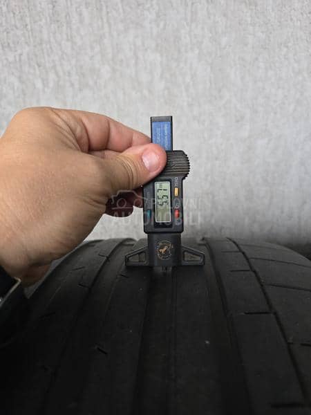 Continental 285/40 R22 Letnja