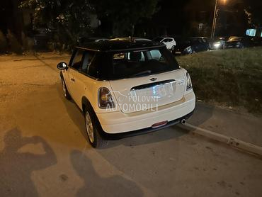 MINI Cooper 1.6
