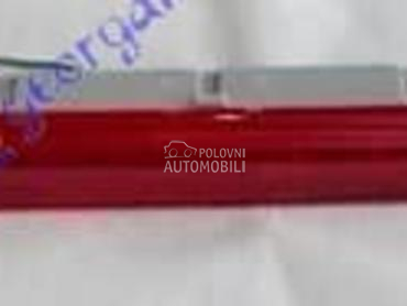 TRECA STOP LAMPA za Toyota Hilux od 1998. do 2001. god.