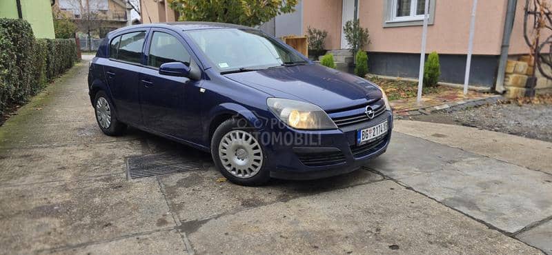 Opel Astra H 