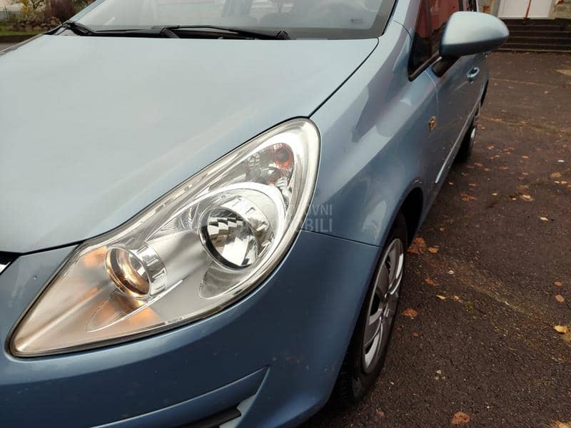 Opel Corsa D 1.4i 16v SVAJCARSKA