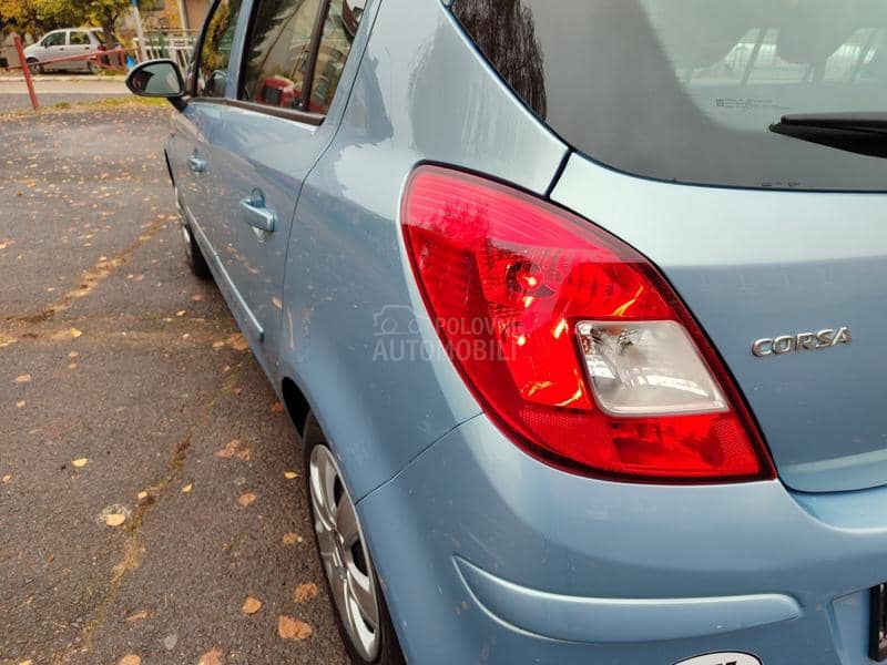 Opel Corsa D 1.4i 16v SVAJCARSKA