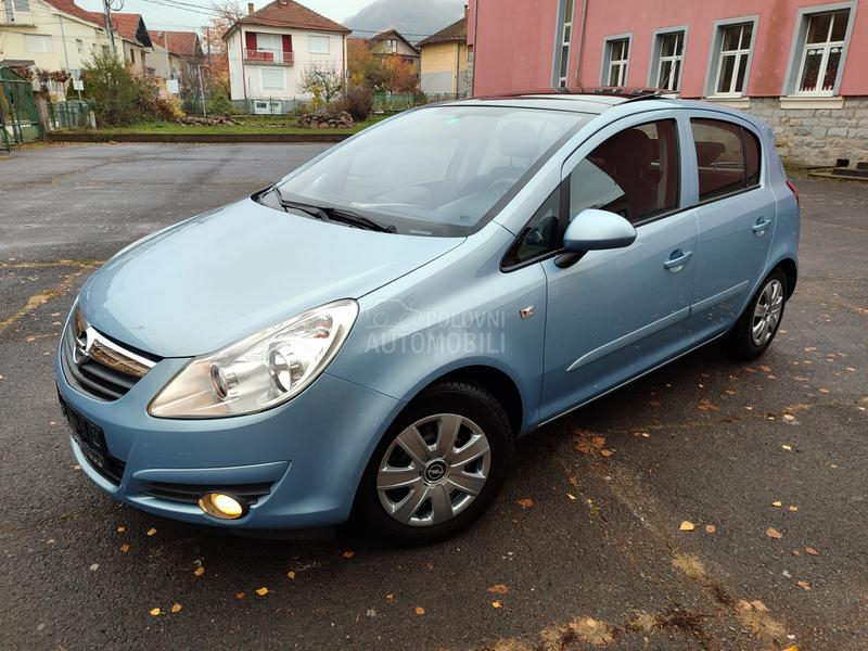 Opel Corsa D 1.4i 16v SVAJCARSKA
