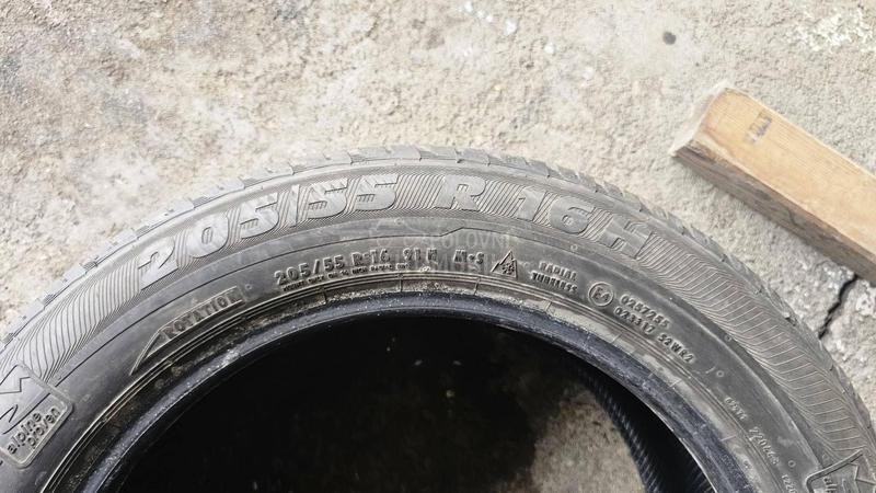 Semperit 205/55 R16 Zimska