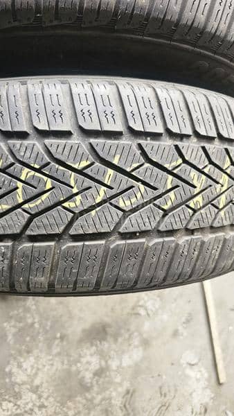 Semperit 205/55 R16 Zimska