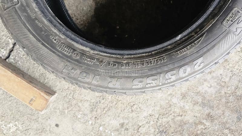 Semperit 205/55 R16 Zimska