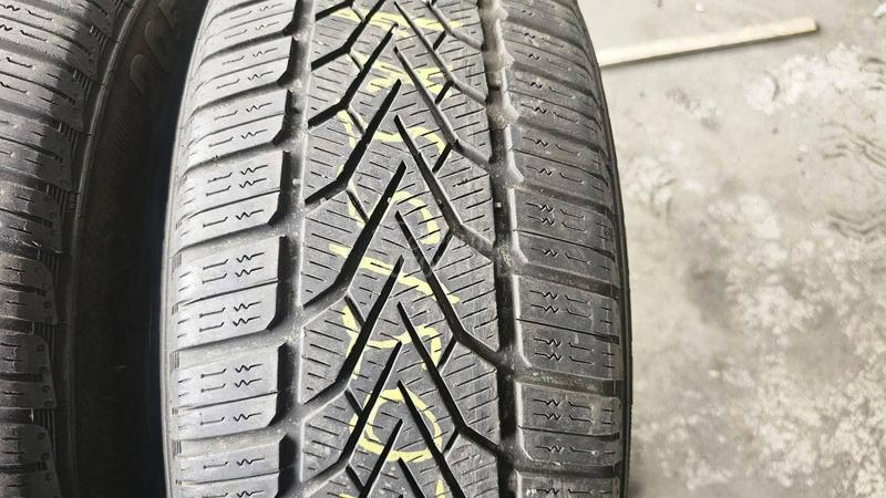 Semperit 205/55 R16 Zimska