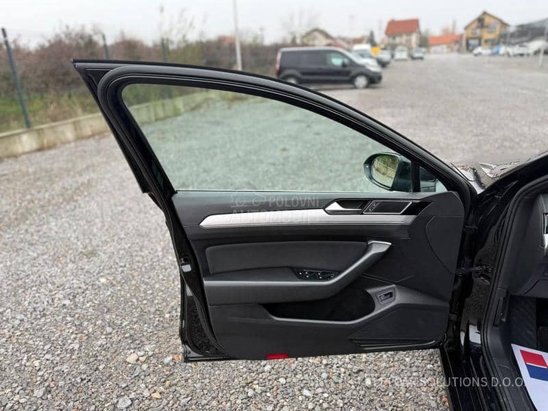Volkswagen Passat B8 2.0 Tdi R-Line