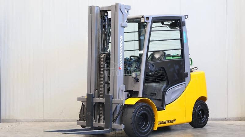 Jungheinrich TFG 435s