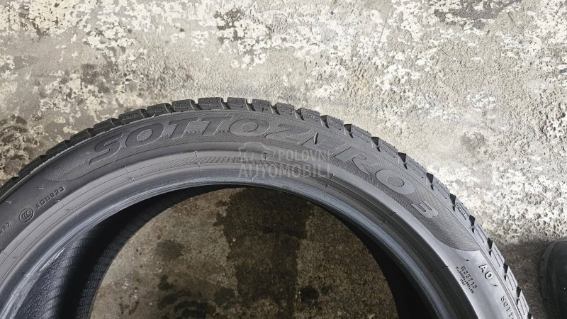 Pirelli 245/40 R18 Zimska