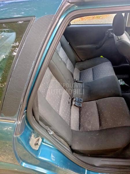 Opel Vectra B 1.8 16v.