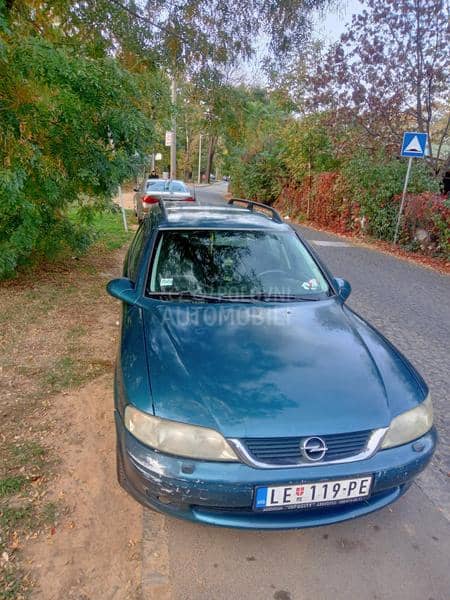 Opel Vectra B 1.8 16v.