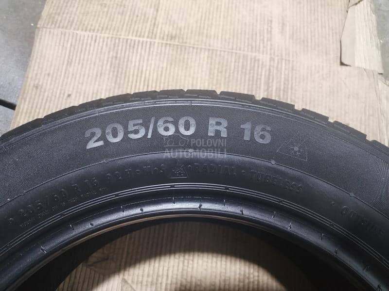 Continental 205/60 R16 Zimska