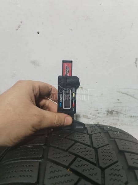 Continental 205/60 R16 Zimska