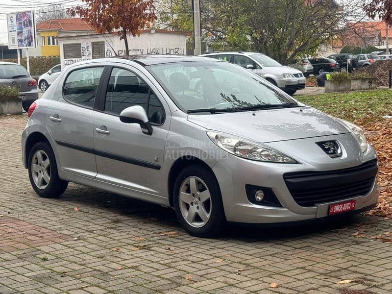 Peugeot 207 1.4 i