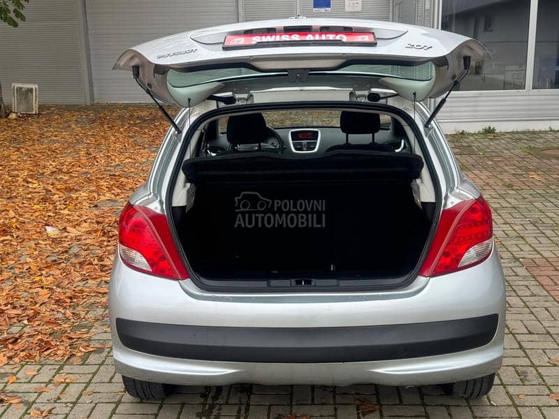 Peugeot 207 1.4 i