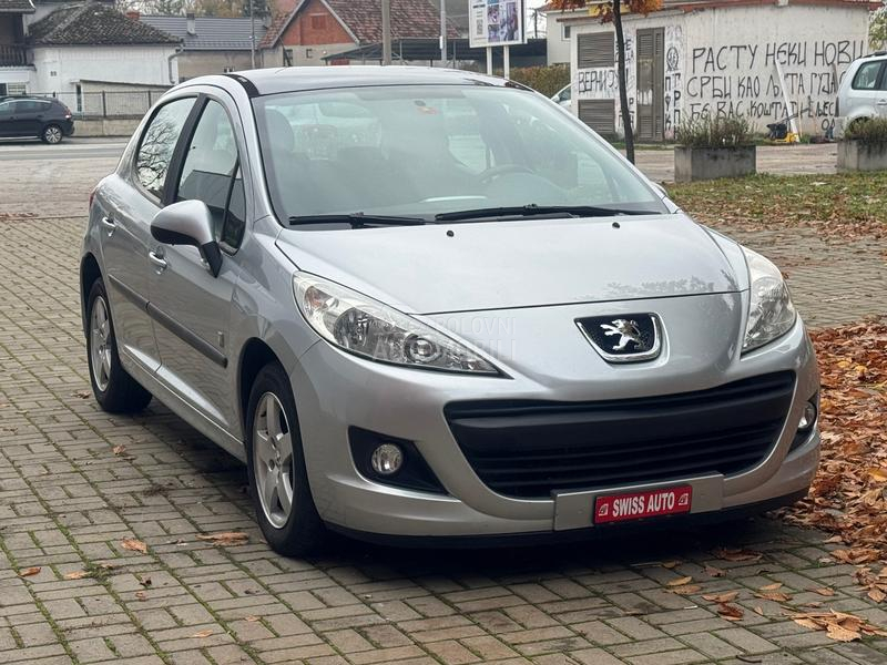 Peugeot 207 1.4 i